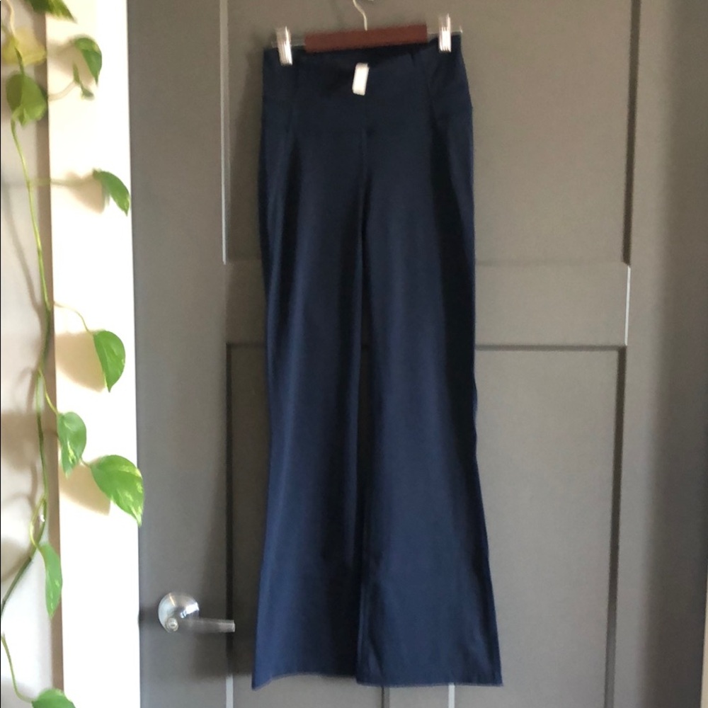 Groove pant flare